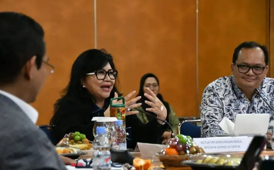 Dorong SNI Wajib untuk Kain dan Pakaian Jadi, DPR Soroti Perlindungan Konsumen dan Industri Lokal