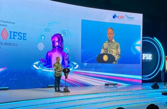 Ketua OJK Mahendra Siregar Tegaskan Inovasi Digital Harus Sejalan dengan Tanggung Jawab dan Tata Kelola yang Baik
