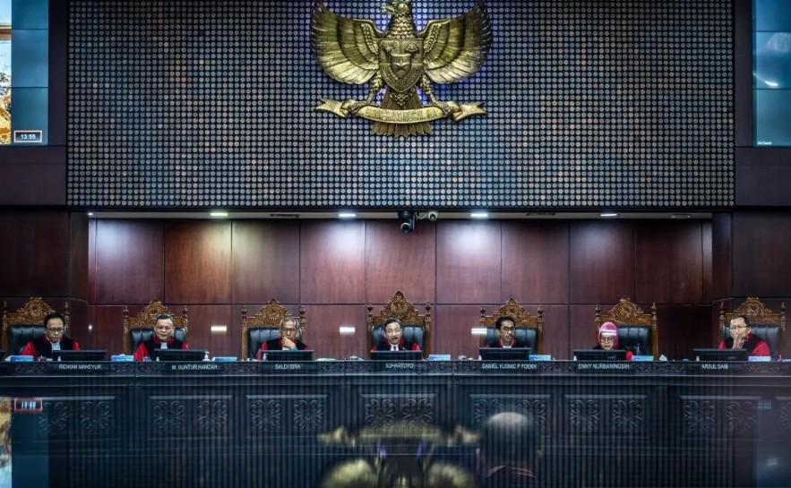 MK Wajibkan Keterwakilan Perempuan 30 Persen dalam Alat Kelengkapan DPR: Langkah Konstitusional Menuju Parlemen Setara
