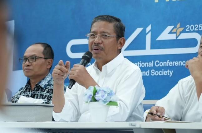 Atap Asrama Putri Pesantren di Situbondo Ambruk, Satu Santri Meninggal dan 11 Luka-Luka