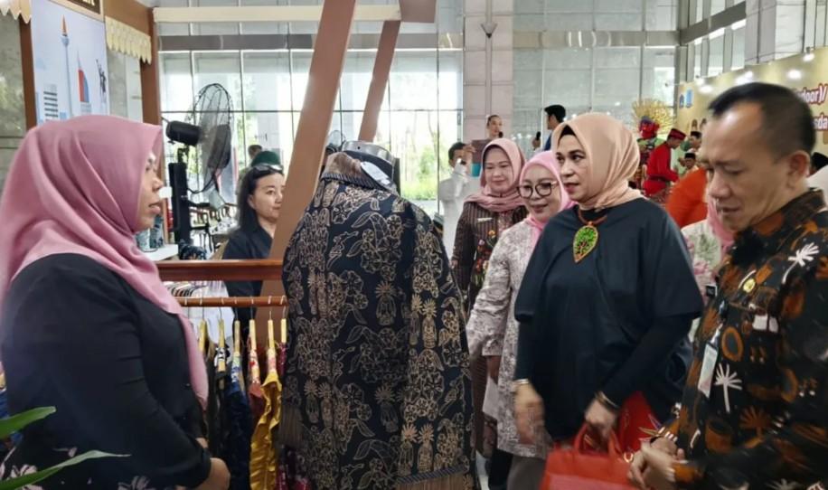Pemkot Jakarta Timur Gelar Bazar UMKM Dekranasda untuk Dorong Pemasaran dan Kemandirian Wirausaha