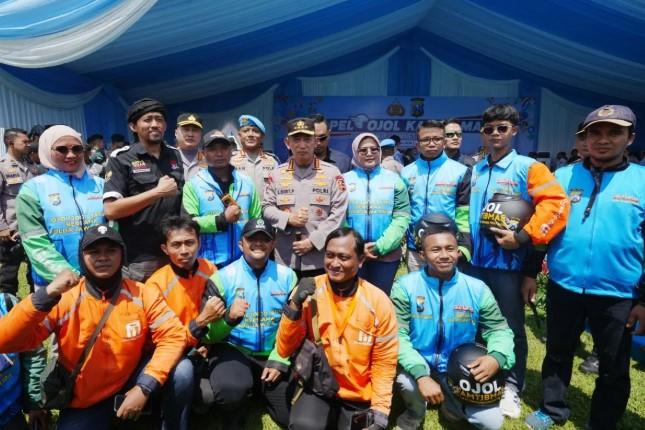 Apel Ojol Kamtibmas Digelar di Malang, Kapolri Ajak Pengemudi Ojol Jadi Mitra Jaga Keamanan