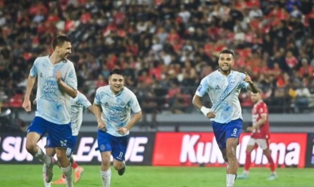 Anton Fase Kembali Perkuat PSIM Hadapi Persik, Van Gastel Fokus pada Kebugaran Tim