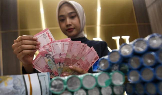 Rupiah Menguat ke Rp16.620 per Dolar AS di Tengah Stabilitas Suku Bunga BI