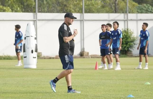 Tomas Trucha Ubah Wajah PSM Makassar: Ingin Main Menyerang dan Dominan di Lapangan