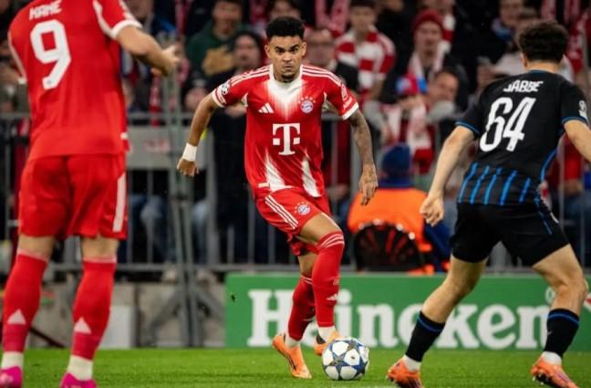 Dapat Saran dari Wirtz, Luis Diaz Bersinar di Bayern Sementara Eks Rekannya Terpuruk di Liverpool
