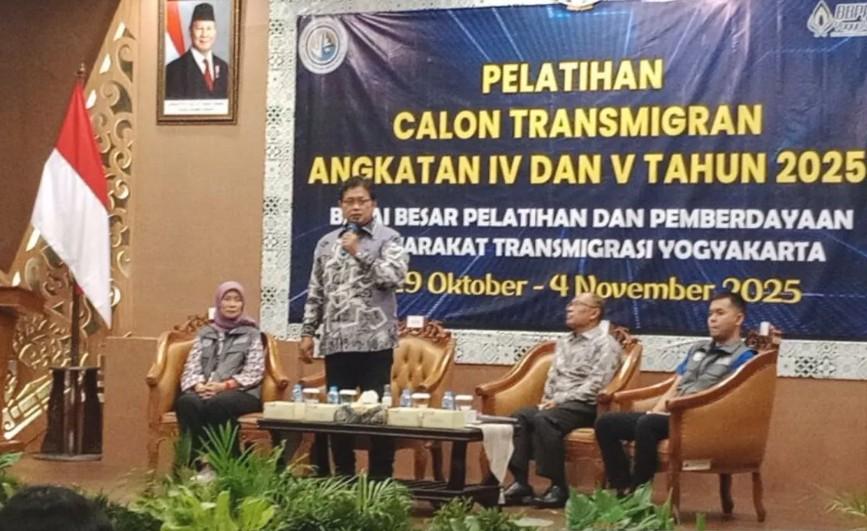 Wamentrans Sampaikan 4 Amanat Presiden Prabowo kepada Calon Transmigran: Jaga NKRI hingga Wujudkan Swasembada Pangan