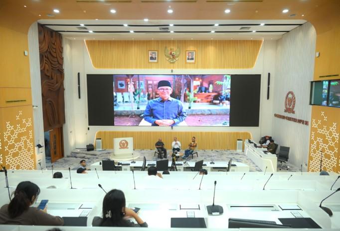 Biaya Haji 2026 Turun Jadi Rp87 Juta, DPR Tekankan Peningkatan Pelayanan dan Pembinaan Jemaah