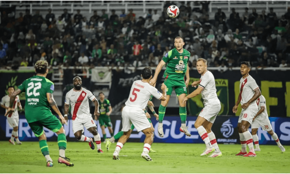 Persebaya Kalahkan Persis Solo 2-1 di GBT, Naik ke Peringkat Kedelapan Klasemen Sementara