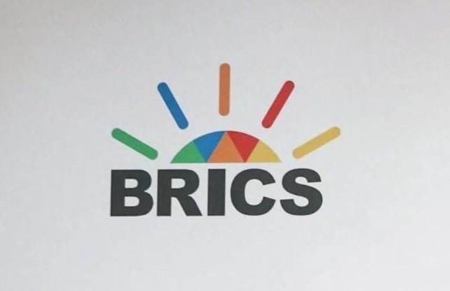 Sastra BRICS dan Perlawanan Halus terhadap Hegemoni Kultural Barat