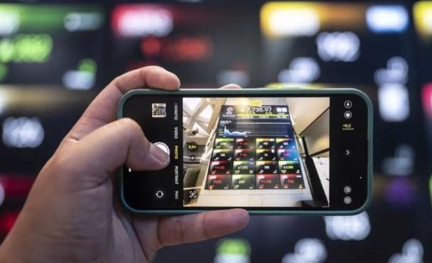 Harga Emas Antam Naik Jadi Rp2,286 Juta per Gram, Buyback Ikut Menguat