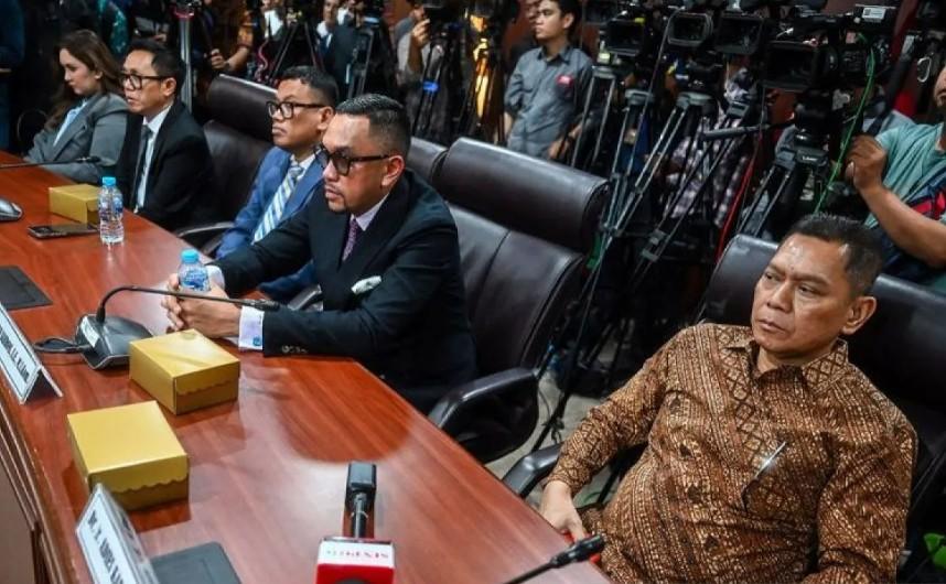 MKD DPR RI Nonaktifkan Ahmad Sahroni Selama Enam Bulan Akibat Pernyataan Tidak Bijak