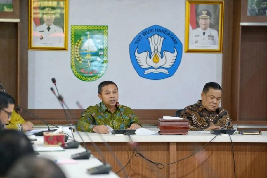 Kemendagri Tunjuk SF Hariyanto Gantikan Abdul Wahid yang Ditahan KPK, Penunjukan Disebut 'Amat Segera'