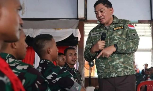 Menhan Sjafrie Minta Prajurit TNI Hormati dan Lindungi Rakyat, Tegaskan TNI Harus Dekat dengan Masyarakat