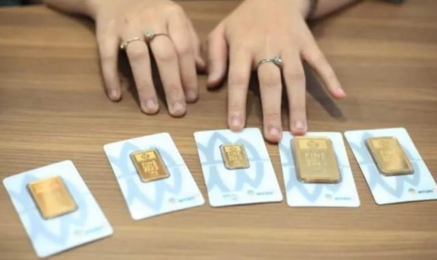 Harga Emas Antam Naik Tajam Jadi Rp2,28 Juta per Gram, Buyback Juga Ikut Melonjak