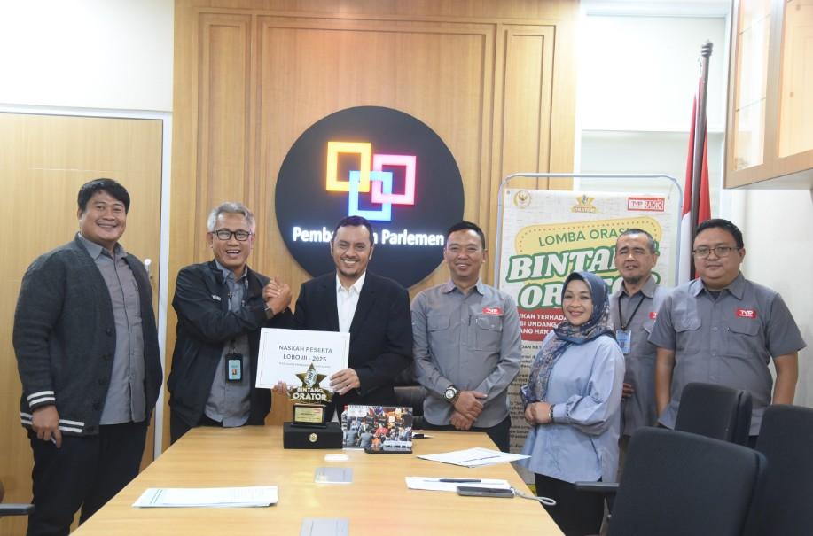 Arbi Tri Ramadhan Raih Juara Pertama LOBO III DPR RI 2025, Pesan Penting Disampaikan Soal UU Hak Cipta
