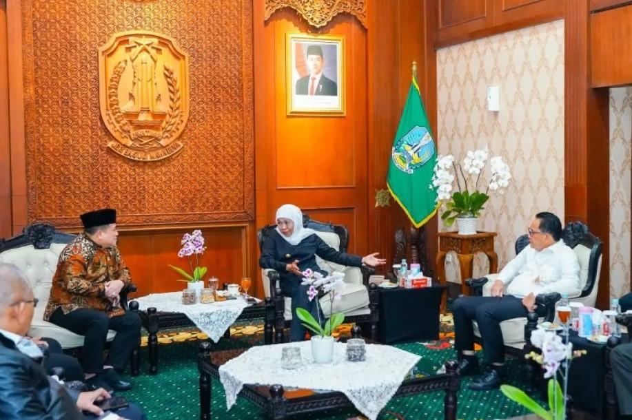 Gubernur Khofifah dan Kanwil BPN Jatim Sepakat Percepat Sertifikasi Tanah dan Wakaf