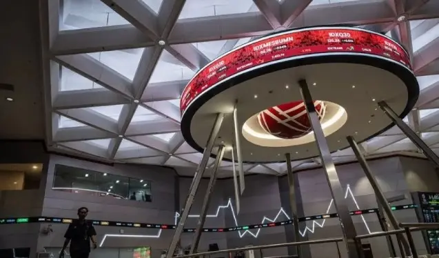 IHSG Dibuka Menguat di Tengah Tekanan Bursa Global dan Kekhawatiran Ekonomi Dunia