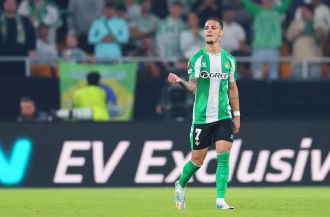 Antony Cetak Gol, Real Betis Kalahkan Lyon 2-0 di Liga Europa