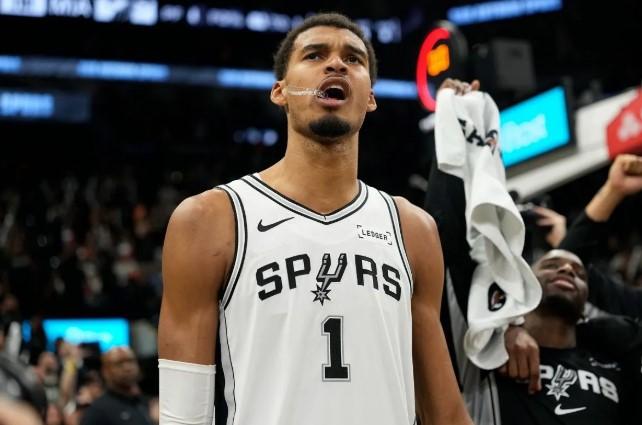 Victor Wembanyama Ubah Strategi Lawan di NBA, Doncic: “Dia Bermain di Level MVP”