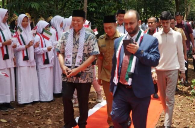 Wakil Ketua MPR RI Buka Perpesnas MPDI 2025, Dorong Santri Jadi Penegak Indonesia Emas 2045