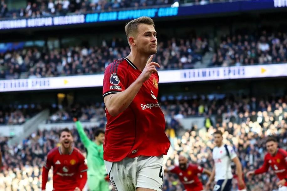 Manchester United Gagalkan Kemenangan Tottenham Lewat Gol di Menit Akhir