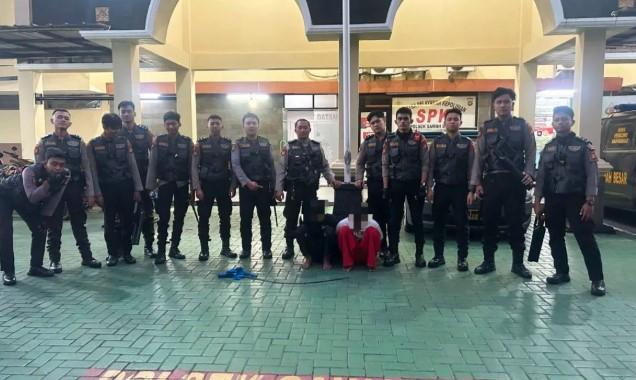 Remaja Bersenjata Tajam Diamankan Polisi Saat Diduga Hendak Tawuran di Sawah Besar