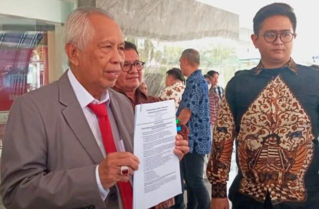 Kuasa Hukum Tuntut Mantan Bupati Klaten Jadi Tersangka Kasus Plaza Klaten