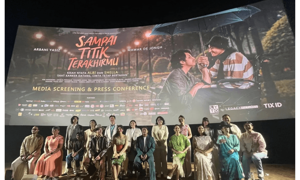 Film “Sampai Titik Terakhirmu” Angkat Kisah Nyata Cinta Melawan Kanker dengan Sentuhan Emosional Mendalam
