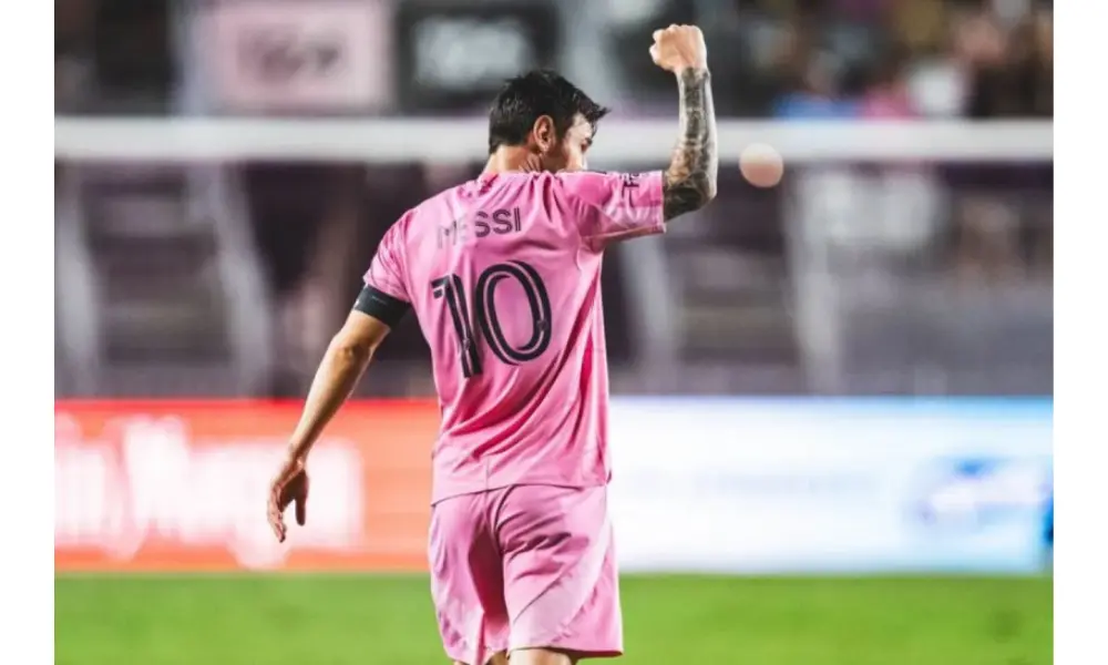 Messi Masuk Tim Terbaik MLS 2025, Pecahkan Rekor Gol dan Assist dalam Satu Musim