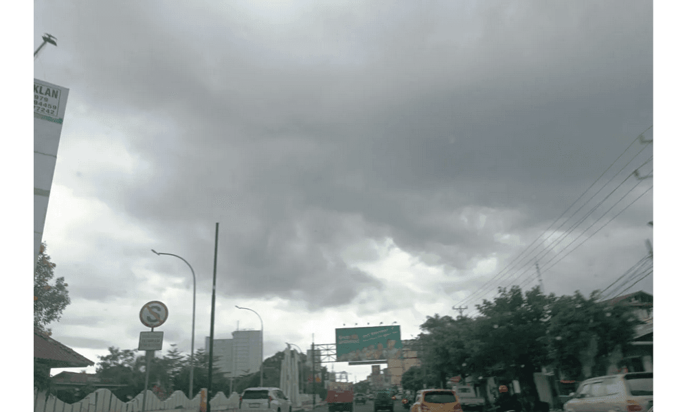 BMKG Prakirakan Hujan Ringan hingga Petir di Sejumlah Wilayah pada 9 November 2025