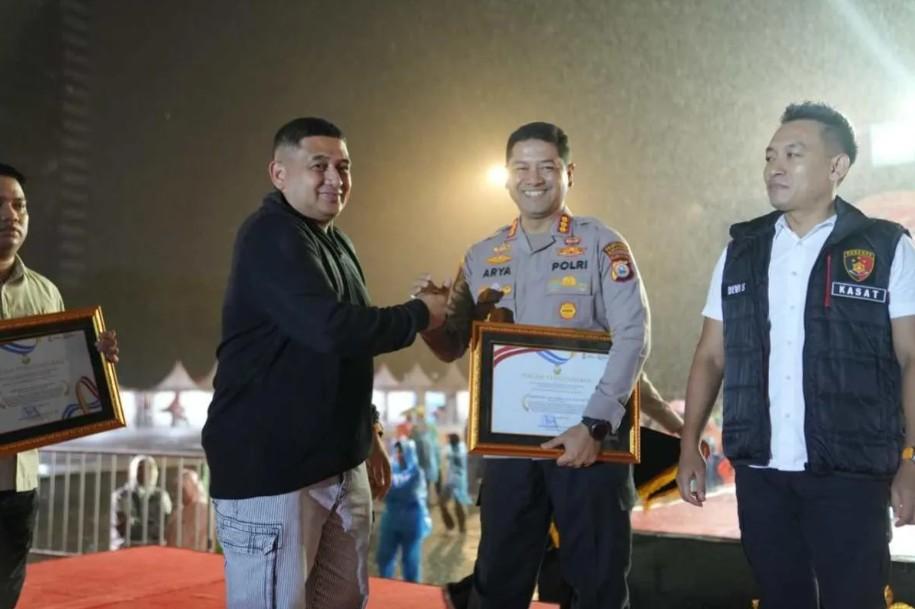 Pemkot Makassar Beri Penghargaan ke Tim Jatanras atas Penyelamatan Anak Korban TPPO