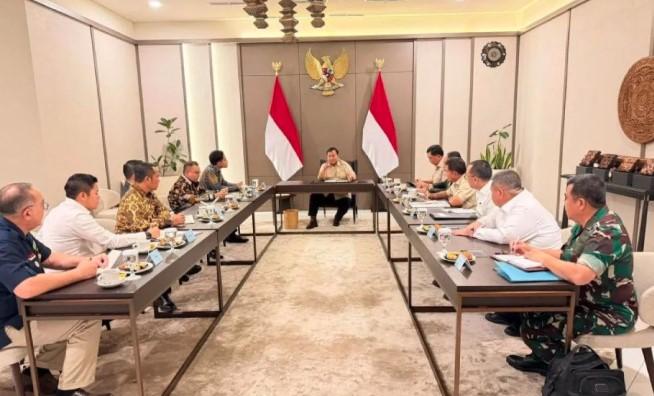 Presiden Prabowo Instruksikan Mensesneg Periksa Penyerapan Dana Transfer Daerah Jelang Akhir Tahun