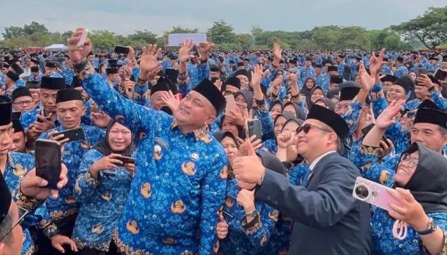 Pemkab Bogor Lantik 9.687 Pegawai Paruh Waktu sebagai Langkah Strategis Menuju PPPK 2026