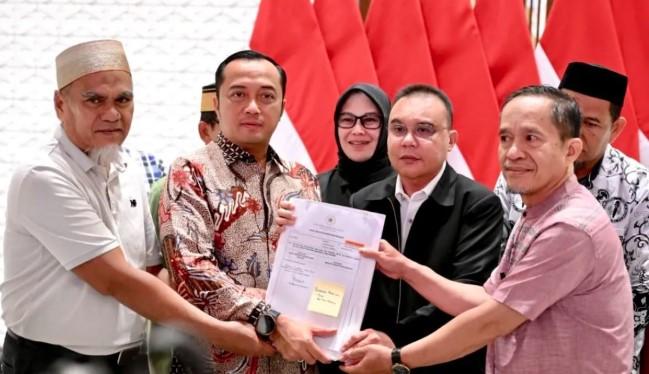 DPR Apresiasi Langkah Presiden Rehabilitasi Dua Guru Luwu Utara, Dorong Penguatan Perlindungan bagi Pendidik