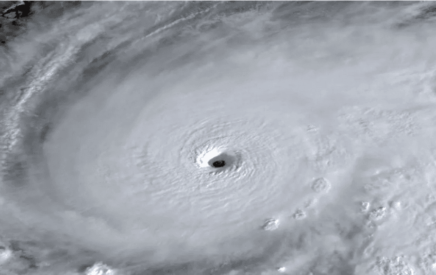 Badai Claudia Landa Bencana di Eropa: Banjir Parah Landa Monmouth, Korban Jiwa dan Kerusakan Terjadi di Portugal