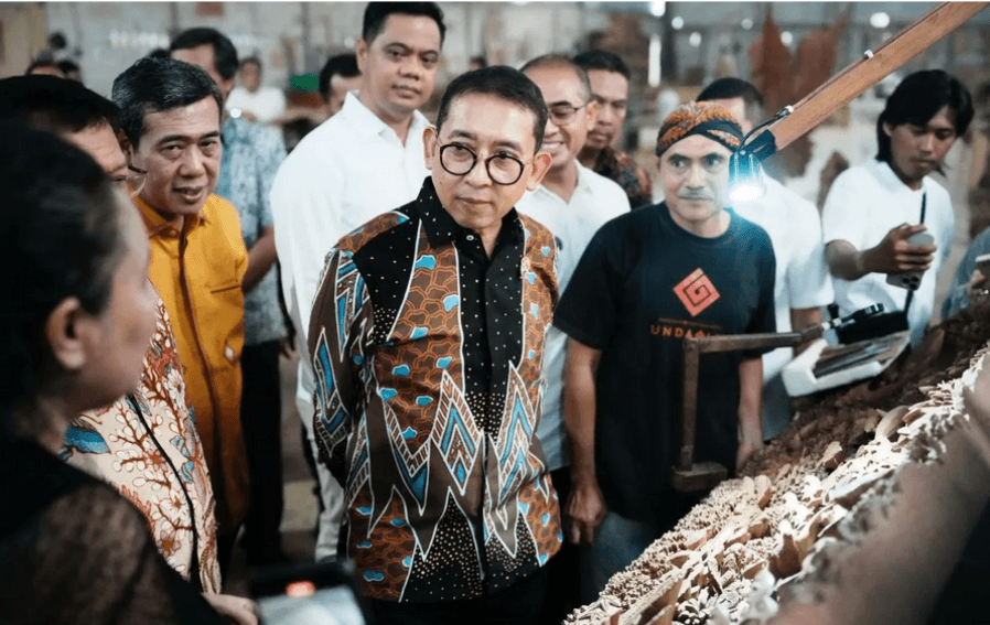Fadli Zon Dorong Pengakuan Ukiran Jepara sebagai Karya Seni Lewat Pameran Tatah 2026