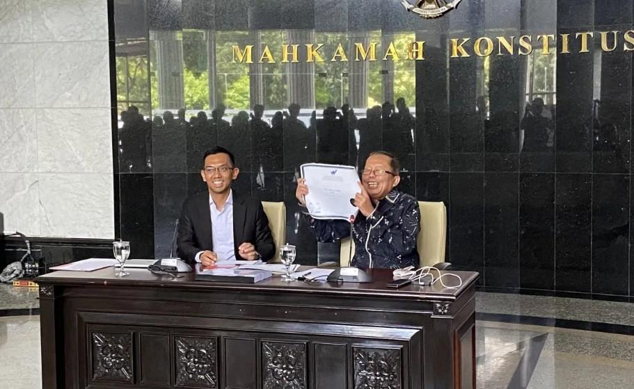 Arsul Sani Tunjukkan Ijazah Asli Doktor Hukum Usai Dilaporkan Dugaan Pemalsuan ke Bareskrim