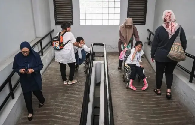 Sudinsos Jaksel Salurkan 811 Alat Bantu Fisik untuk Penyandang Disabilitas