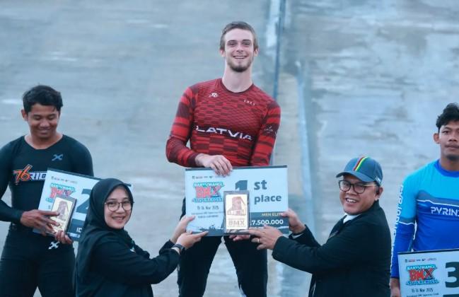 Martins Emils Menang di Banyuwangi BMX Supercross 2025