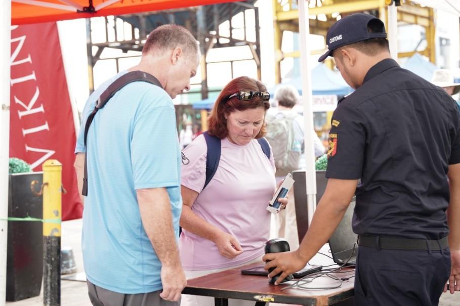 Bea Cukai Tanjung Emas Terapkan Pemeriksaan Terintegrasi All Indonesia pada Kedatangan Kapal Pesiar MV Viking Orion