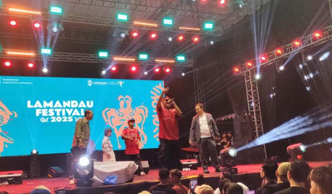 Bupati Lamandau Tegaskan Komitmen Benahi Alun-alun dan Dorong Ekonomi Kreatif Lewat Lamandau Expo 2025