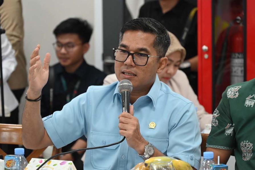 DPR Soroti Serbuan Baja Impor, Lokot Nasution Desak Pemerintah Perkuat SNI demi Lindungi Industri Nasional