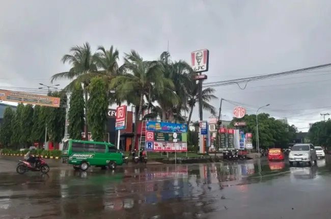 BMKG Warns of Moderate to Heavy Rainfall with Lightning and Strong Winds in NTT