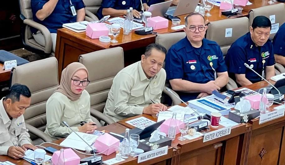 Pemerintah Targetkan 80 Ribu Gerai Koperasi Desa Seragam: Layanan Ritel dan Kesehatan Terjangkau untuk Warga