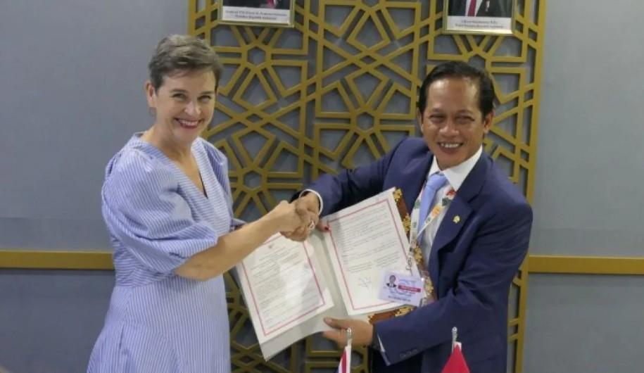 Indonesia-Inggris Teken MoU di COP30 untuk Kurangi Polusi Plastik dan Perkuat Kolaborasi Lingkungan