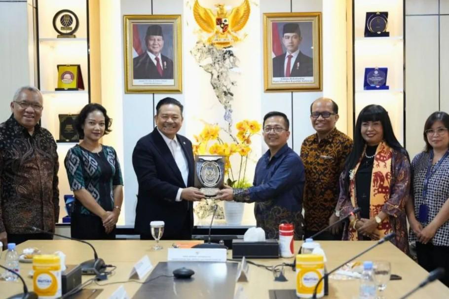 Pemerintah Tegaskan Komitmen Atasi Kendala Administratif Sertifikasi Tanah Gereja Melalui Koordinasi Lintas Kementerian