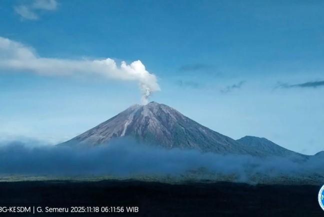 Erupsi Gunung Semeru pada 18 November 2025, Waspada Terhadap Potensi Bahaya
