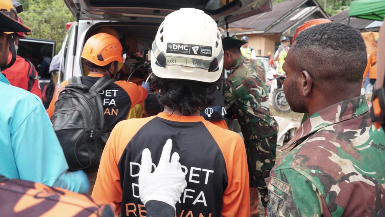 Tim SAR Gabungan Berhasil Temukan Satu Korban Timbunan Longsor Banjarnegara