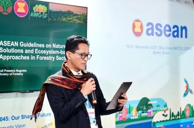 Indonesia Tegaskan Komitmen Perkuat Kehutanan Sosial dan Solusi Berbasis Alam di COP30